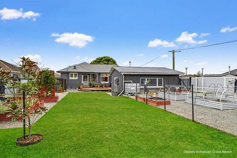 Photo of property in 13 Cossar Street, Burwood, Christchurch, 8083