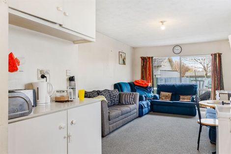 Photo of property in 2/11 Rutherford Street, Woolston, Christchurch, 8023