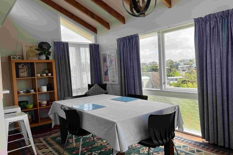 Photo of property in 10 Braemar Road, Rothesay Bay, Auckland, 0630