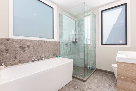 Photo of property in 2 Skysail Lane, Whitby, Porirua, 5024