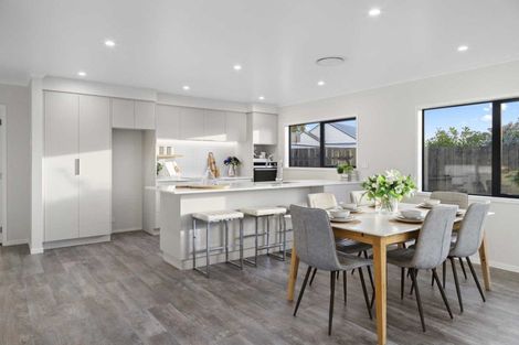 Photo of property in 116a Racecourse Road, Waiuku, 2123