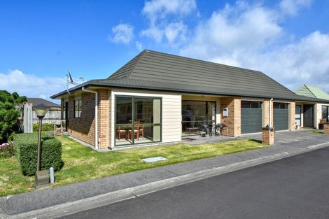 Photo of property in Villa Estate, 47/55 Armstrong Avenue, Carterton, 5713