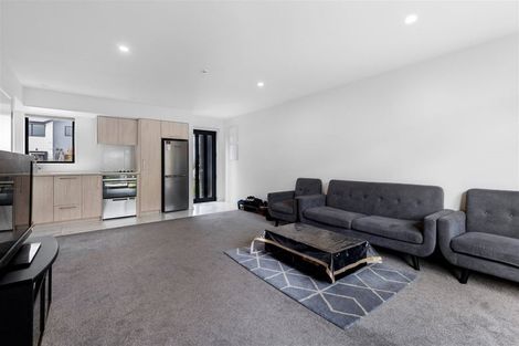 Photo of property in 3/25 Hargest Crescent, Sydenham, Christchurch, 8023