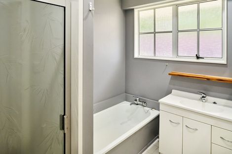 Photo of property in 42 Spinnaker Drive, Whitby, Porirua, 5024