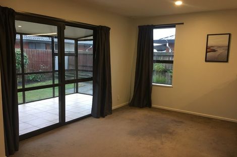 Photo of property in 6 Topaz Place, Bishopdale, Christchurch, 8053