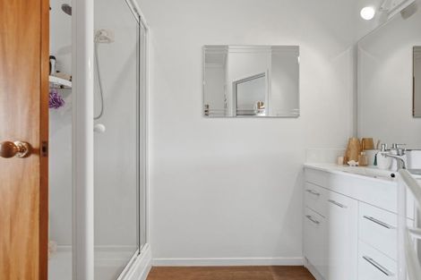 Photo of property in 10 Cable Bay Block Road, Cable Bay, 0420