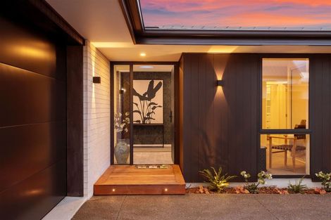 Photo of property in 92 Leistrella Road, Hoon Hay, Christchurch, 8025