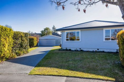 Photo of property in 23 Bideford Place, Dallington, Christchurch, 8061