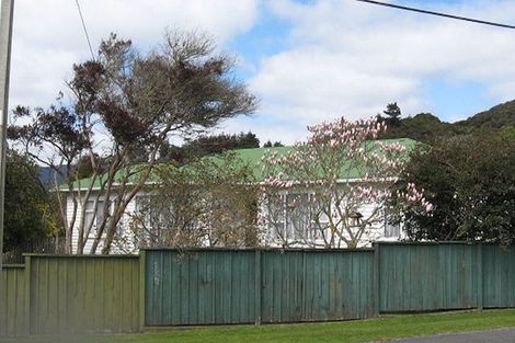 Photo of property in 1 Kowhai Street, Wainuiomata, Lower Hutt, 5014