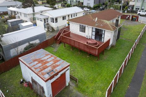 Photo of property in 61 Castor Crescent, Cannons Creek, Porirua, 5024