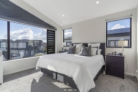 Photo of property in 8 Hato Road, Hobsonville, Auckland, 0616