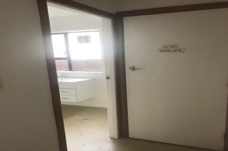 Photo of property in 17 Rua Street, Lyall Bay, Wellington, 6022