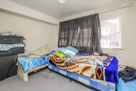 Photo of property in 2/49 Clendon Avenue, Papatoetoe, Auckland, 2025