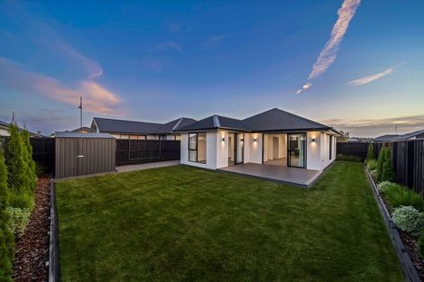 Photo of property in 25 Te Pakiaka Road, Pegasus, 7612