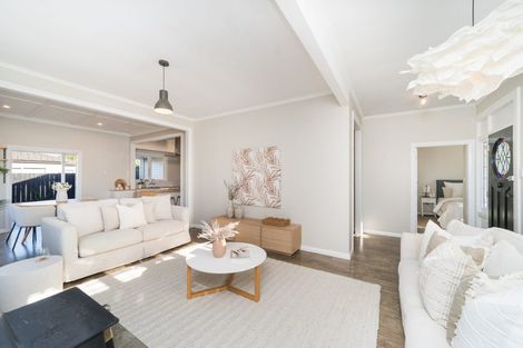 Photo of property in 37 Miro Street, Takaro, Palmerston North, 4410