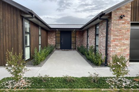 Photo of property in 6 Taylor Street, Cambridge, 3434