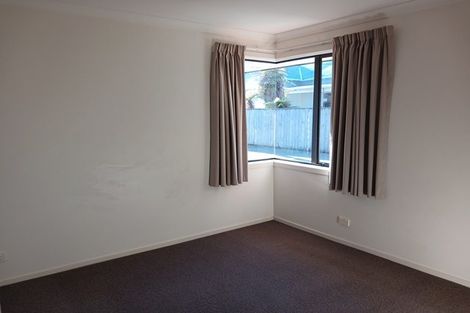 Photo of property in 18a Pirie Street, Palmerston North, 4410
