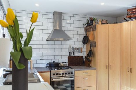 Photo of property in 87 Reserve Terrace, Lyttelton, 8082