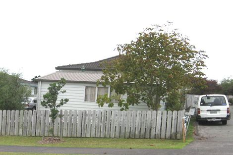 Photo of property in 49 Hassan Drive, Massey, Auckland, 0614