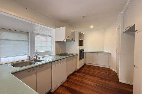 Photo of property in 607 Beach Road, Rothesay Bay, Auckland, 0630