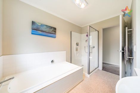 Photo of property in 32c Kaitoke Loop, Kaitoke, Upper Hutt, 5018