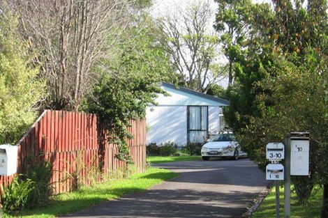 Photo of property in 2/10 Ireland Place, Ranui, Auckland, 0612