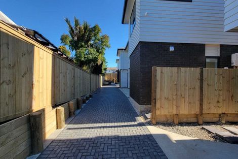 Photo of property in 56 Angelo Avenue, Howick, Auckland, 2014