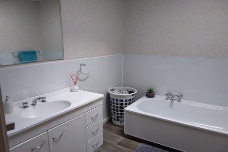 Photo of property in 1/60 Birdwood Avenue, Papatoetoe, Auckland, 2025