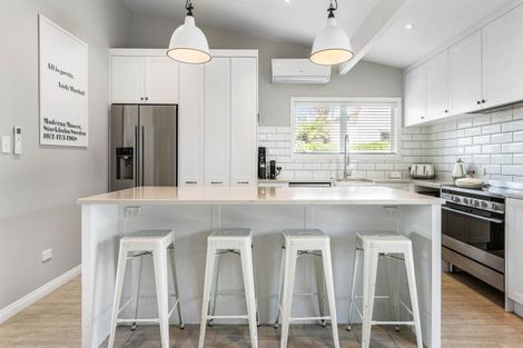 Photo of property in 25 Stevenson Road, Clarks Beach, 2122