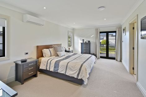 Photo of property in 3 Corsica Way, Karaka, Papakura, 2113