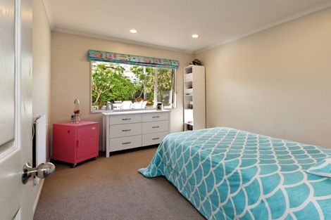 Photo of property in 22 Starlight Cove, Hobsonville, Auckland, 0618