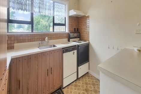 Photo of property in 2 Oaklea Avenue, Marton, 4710