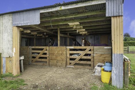 Photo of property in 483 Beaconsfield Road, Stratford, 4394