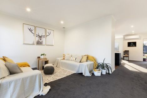 Photo of property in 34 Kahuparere Crescent, Pyes Pa, Tauranga, 3112