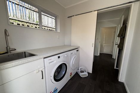 Photo of property in 16 Camellia Avenue, Bell Block, New Plymouth, 4312