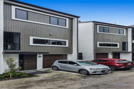 Photo of property in 11 Stockade View Lane, Howick, Auckland, 2014