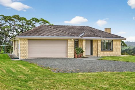 Photo of property in 667 Pahi Road, Pahi, Paparoa, 0571