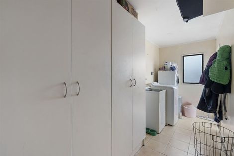 Photo of property in 67 Rosier Road, Glen Eden, Auckland, 0602