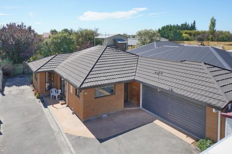 Photo of property in 58 Sawyers Arms Road, Northcote, Christchurch, 8052