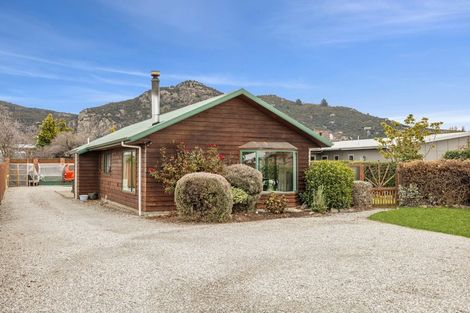 Photo of property in 47 Frye Crescent, Albert Town, Wanaka, 9305