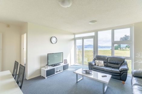 Photo of property in 23 Rangitane Street, Maupuia, Wellington, 6022