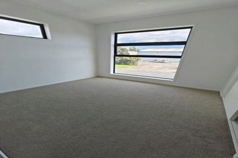 Photo of property in 150a Mcleod Road, Te Atatu South, Auckland, 0610