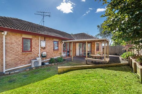 Photo of property in 5 Fearnley Grove, Albany, Auckland, 0632