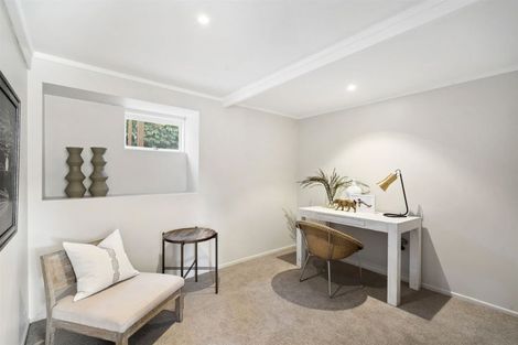 Photo of property in 2/5 Elderwood Lane, Belmont, Auckland, 0622