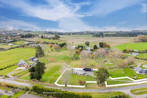 Photo of property in 417 Racecourse Road, Waipukurau, 4282
