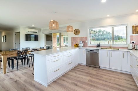 Photo of property in 75 Andersons Line, Clareville, Carterton, 5713