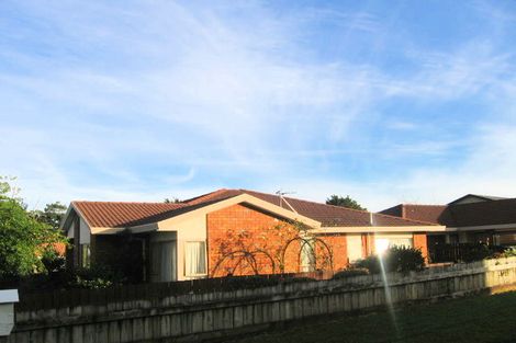 Photo of property in 4 Mahon Place, Papatoetoe, Auckland, 2025