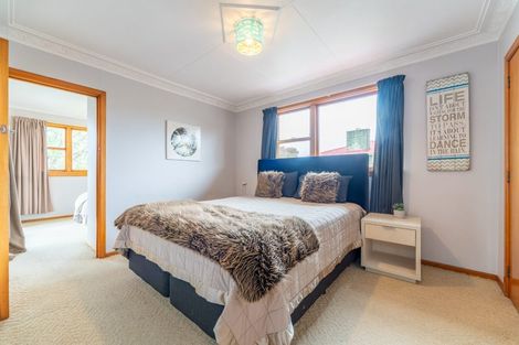 Photo of property in 21 Weston Road, Holmes Hill, Oamaru, 9401