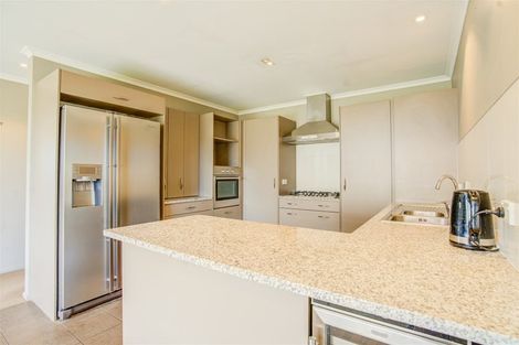 Photo of property in 19 Burns Street, Milton, 9220