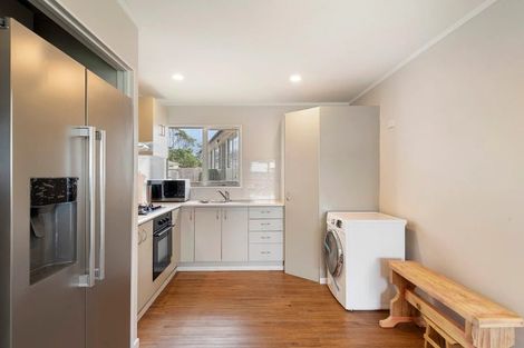 Photo of property in 6a Stella Place, Manurewa, Auckland, 2102